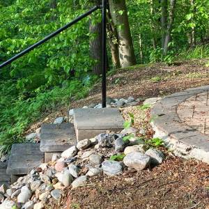 hillside-stair-landing-9921